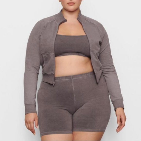 SKIMS OUTDOOR ZIP UP JACKET - Picture 3 of 6